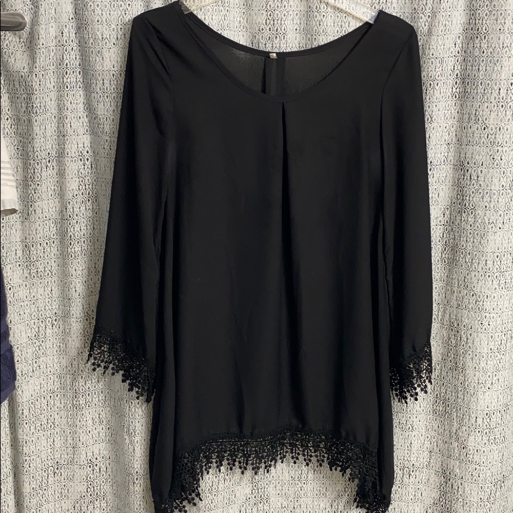 Long black tunic with lace detail